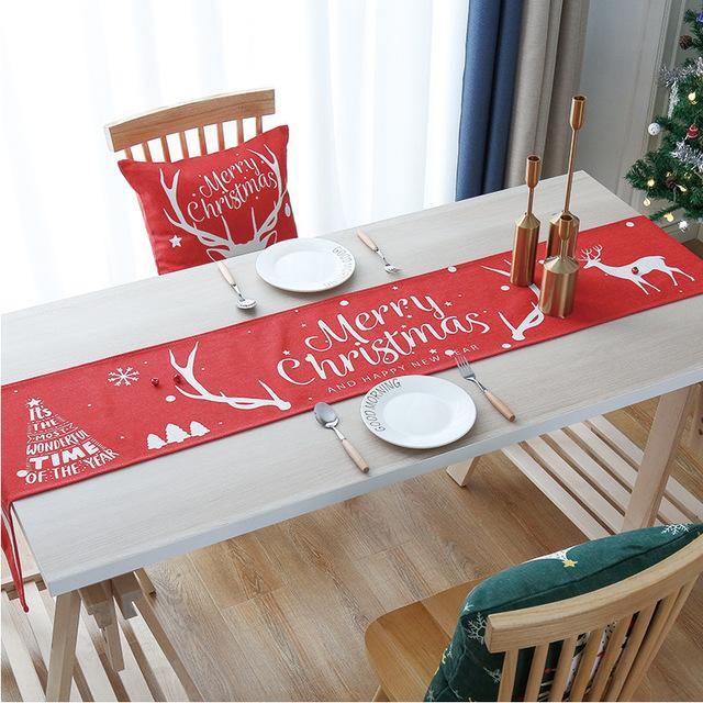 Christmas Table Runner Red Table Setting